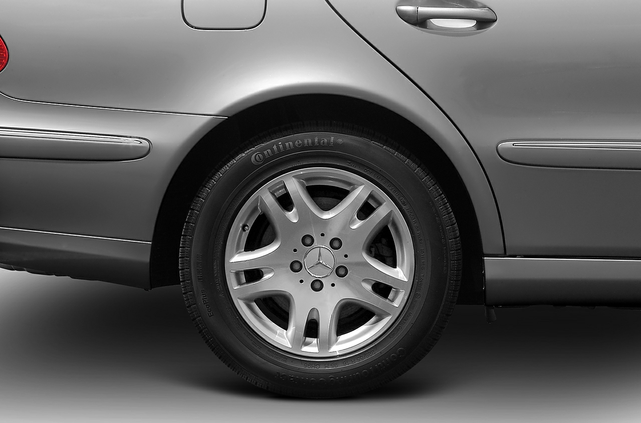 2004 Mercedes-Benz E-Class