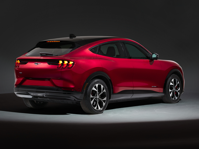 2022 Ford Mustang Mach-E