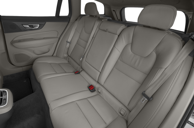 2025 Volvo V60 Cross Country