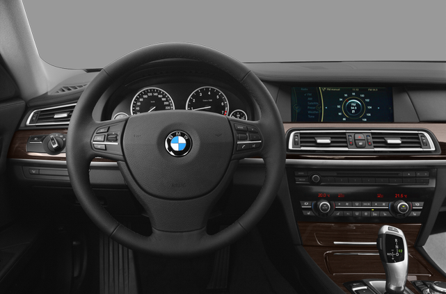 2009 BMW 750
