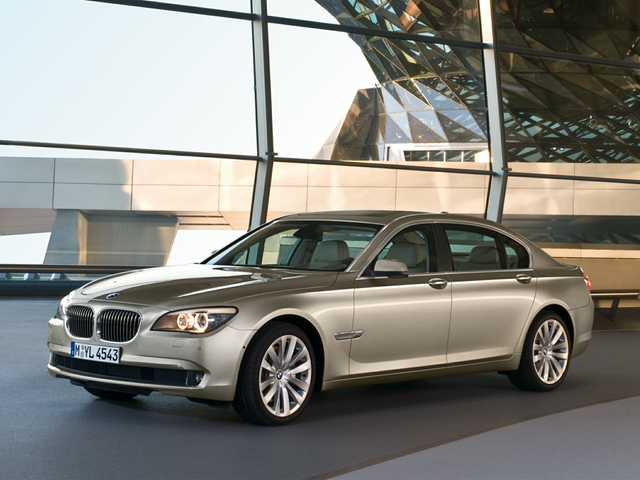 2009 BMW 750