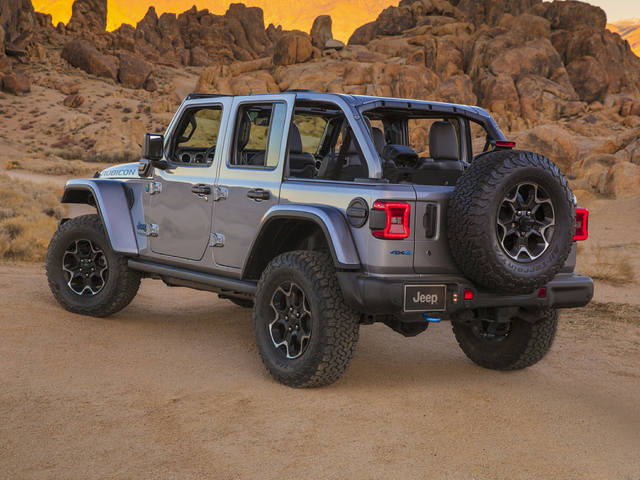 2021 Jeep Wrangler Unlimited 4xe Specs, Price, MPG & Reviews 