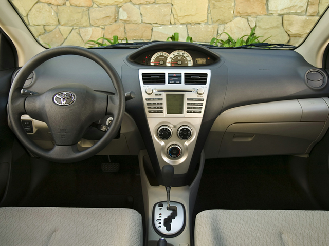2008 Toyota Yaris