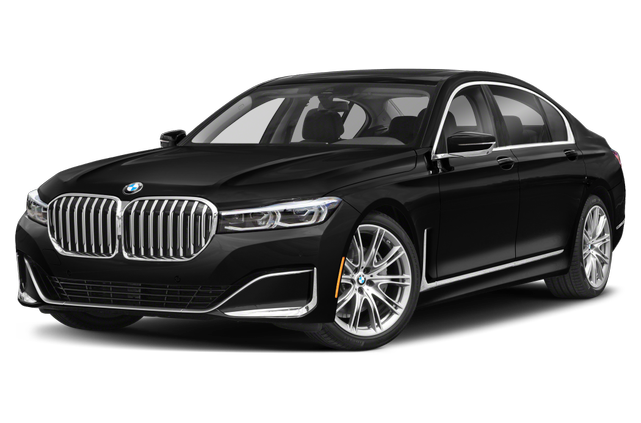 2022 BMW 740