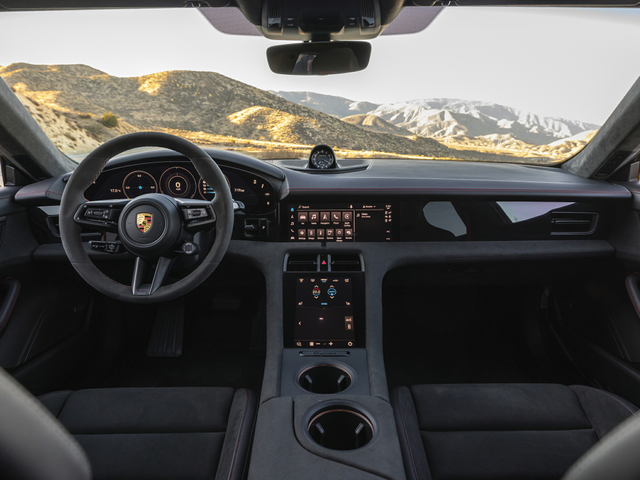 2022 Porsche Taycan