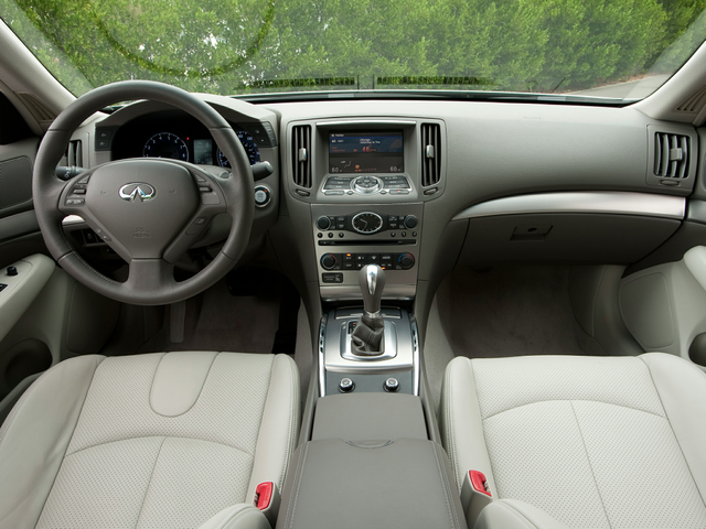 2011 INFINITI G25x