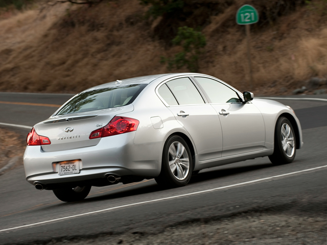 2011 INFINITI G25x