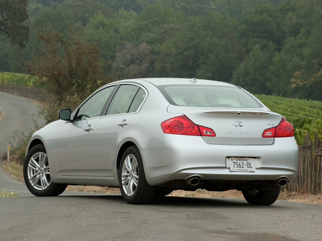 2011 INFINITI G25x