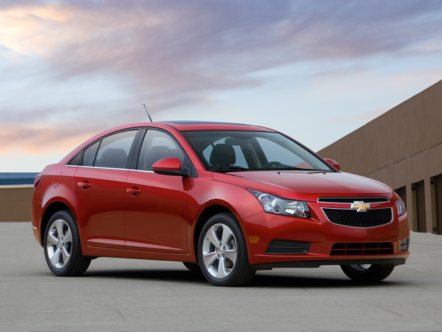 2014 Chevrolet Cruze Specs, Price, MPG & Reviews