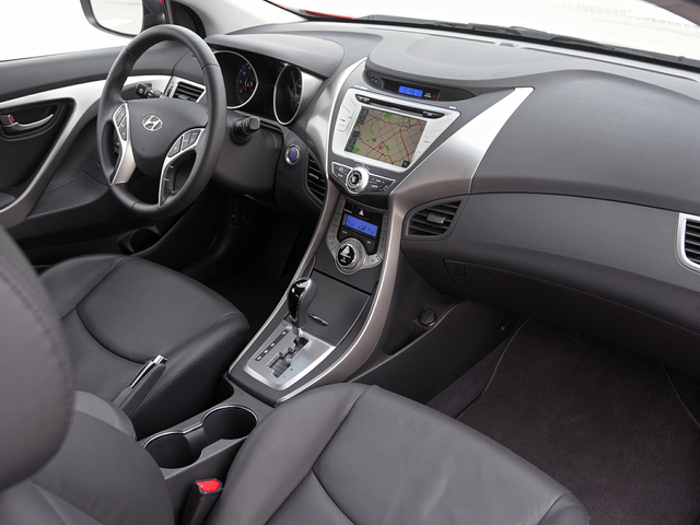 2013 Hyundai ELANTRA
