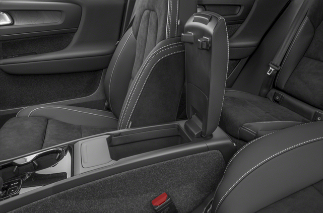 2024 Volvo C40 Recharge Pure Electric