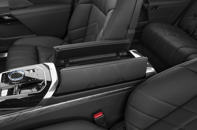 2024 BMW i7