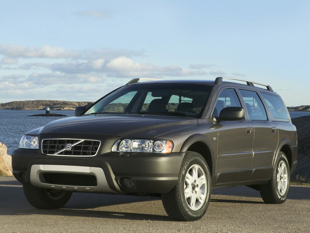 07 Volvo Xc70 Specs Price Mpg Reviews Cars Com