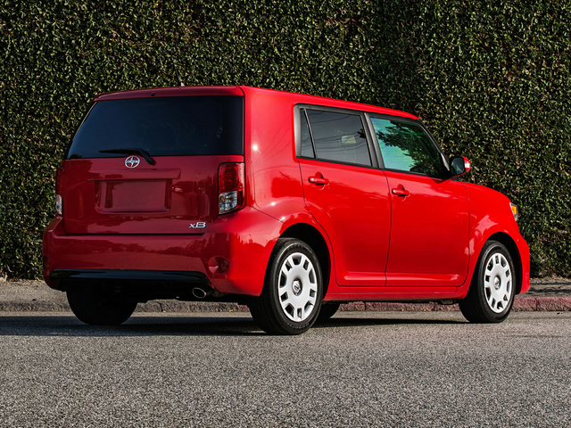 2013 Scion xB