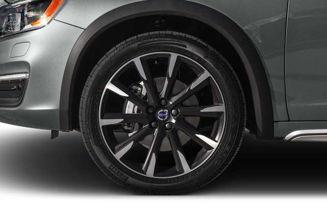 2016 Volvo S60 Cross Country