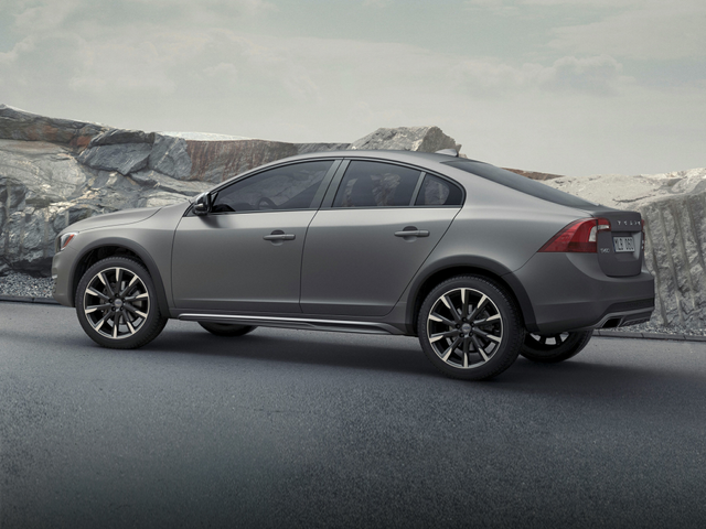 2016 Volvo S60 Cross Country