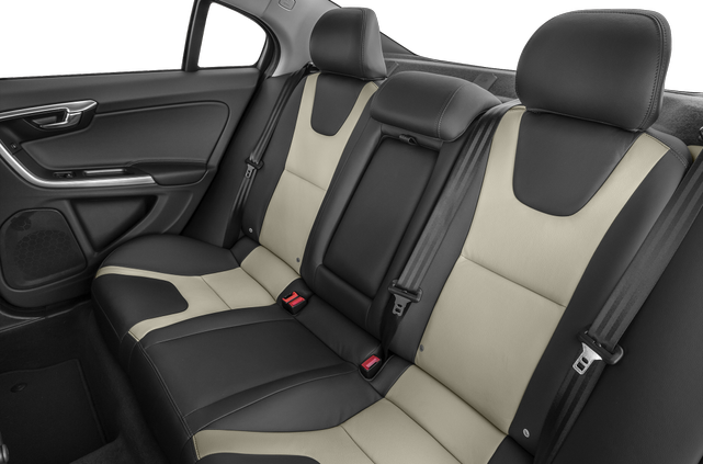 2016 Volvo S60 Cross Country