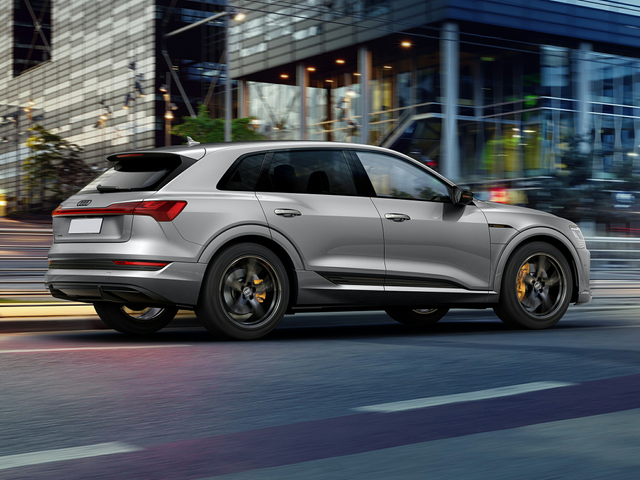2022 Audi e-tron S