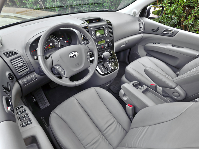 2012 Kia Sedona