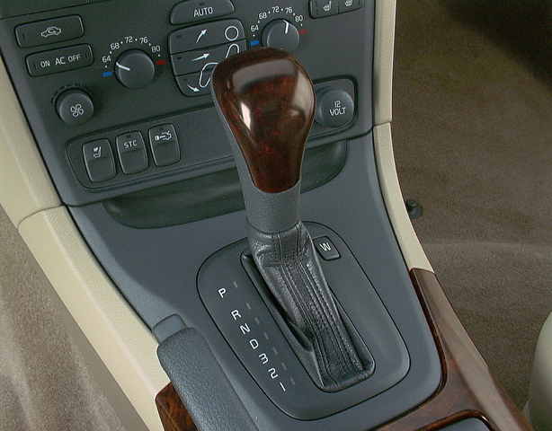 2001 Volvo S80