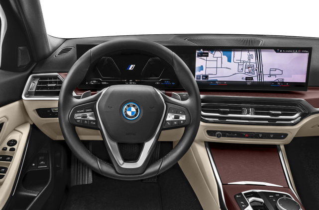 2023 BMW 330e