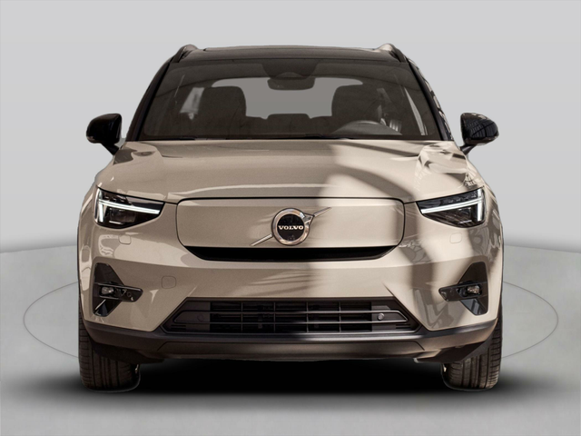 2025 Volvo EX40