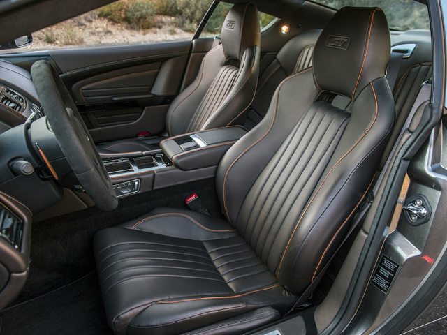 2016 Aston Martin DB9