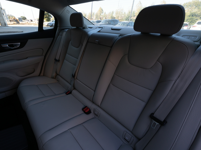 2024 Volvo S60 Recharge Plug-In Hybrid