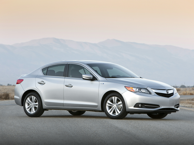 2013 Acura ILX Hybrid