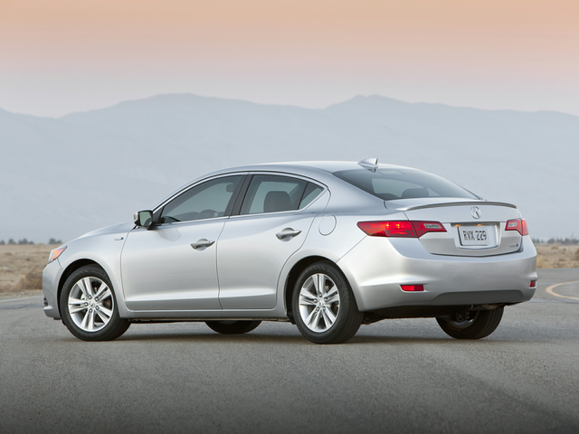 2013 Acura ILX Hybrid