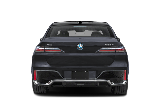 2026 BMW 750e