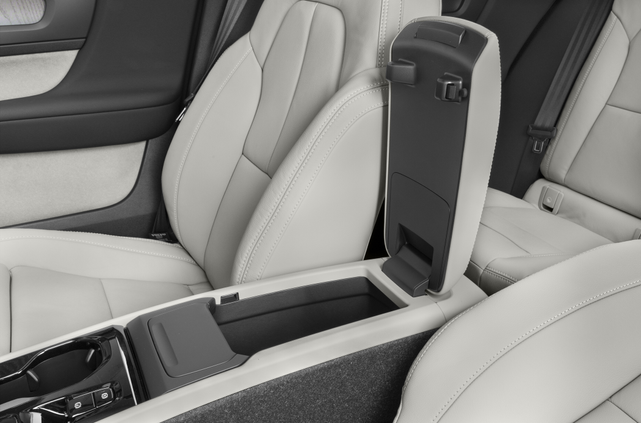 2022 Volvo XC40