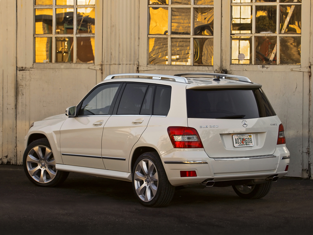 2011 Mercedes-Benz GLK-Class Specs, Price, MPG & Reviews