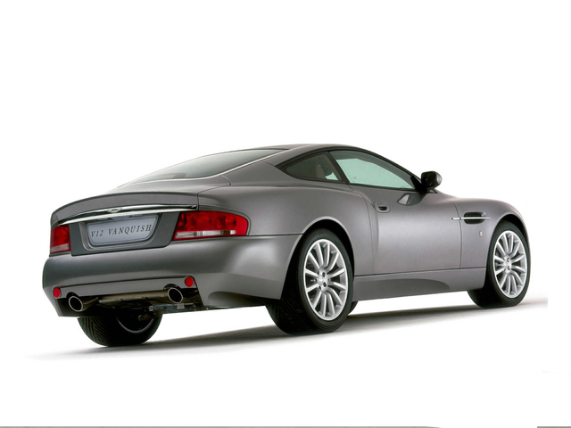 2005 Aston Martin V12 Vanquish