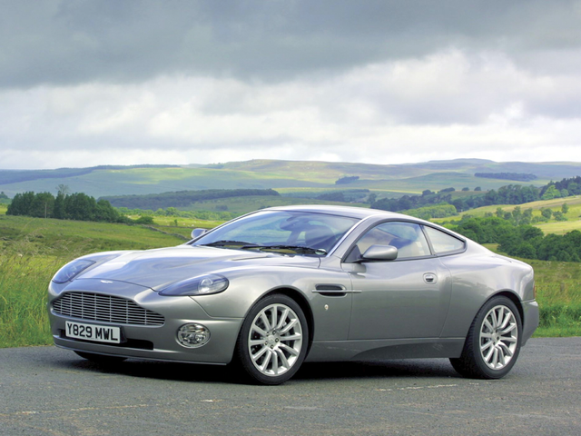 2005 Aston Martin V12 Vanquish