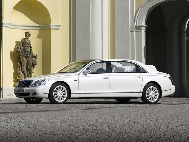 2010 Maybach Landaulet