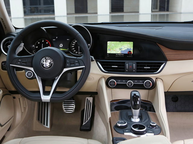 2022 Alfa Romeo Giulia