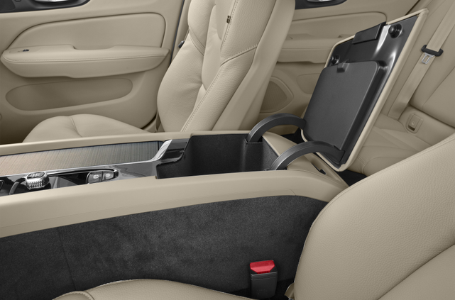 2024 Volvo V60 Cross Country