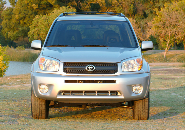 blue rwd toyota rav4 2004