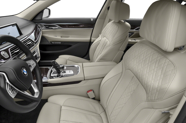 2017 BMW 750