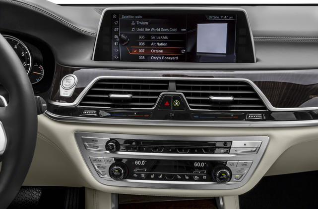 2017 BMW 750