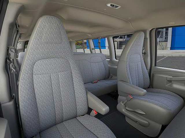 2025 Chevrolet Express 3500