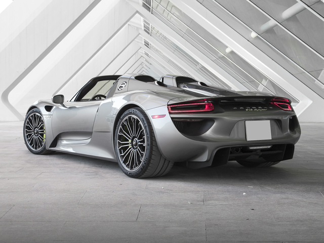 2015 Porsche 918 Spyder Base w/Weissach Package Roadster Convertible: Trim  Details, Reviews, Prices, Specs, Photos and Incentives