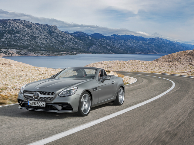 2019 Mercedes-Benz SLC 300