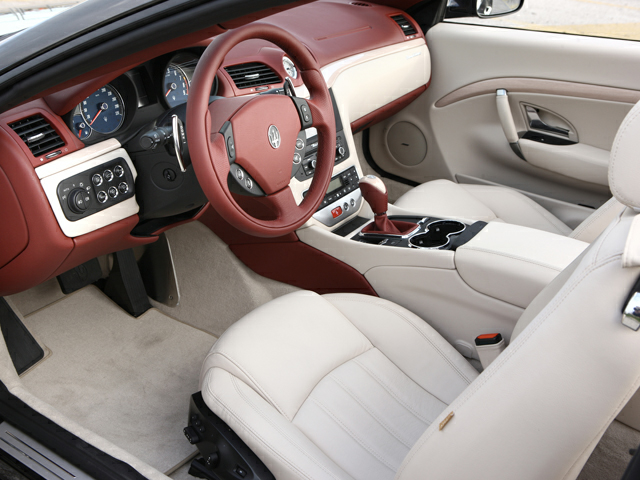 2014 Maserati GranTurismo