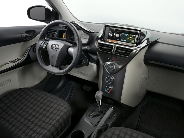 2014 Scion iQ