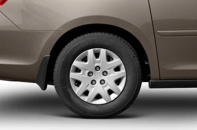 2008 honda odyssey tire size