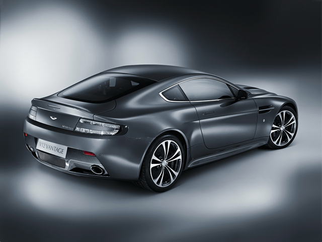 2013 Aston Martin V12 Vantage