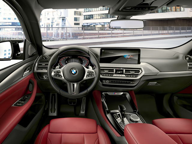 2022 BMW X4