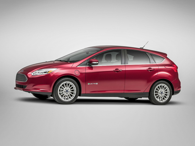 2017 Ford Focus Electric Specs, Price, MPG & Reviews